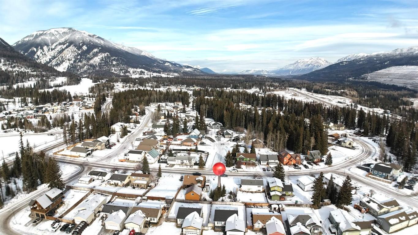 1320 Cypress Drive, Sparwood, BC - Outdoor With View