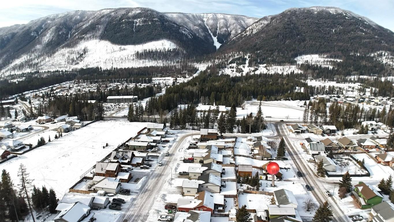 1320 Cypress Drive, Sparwood, BC - Outdoor With View