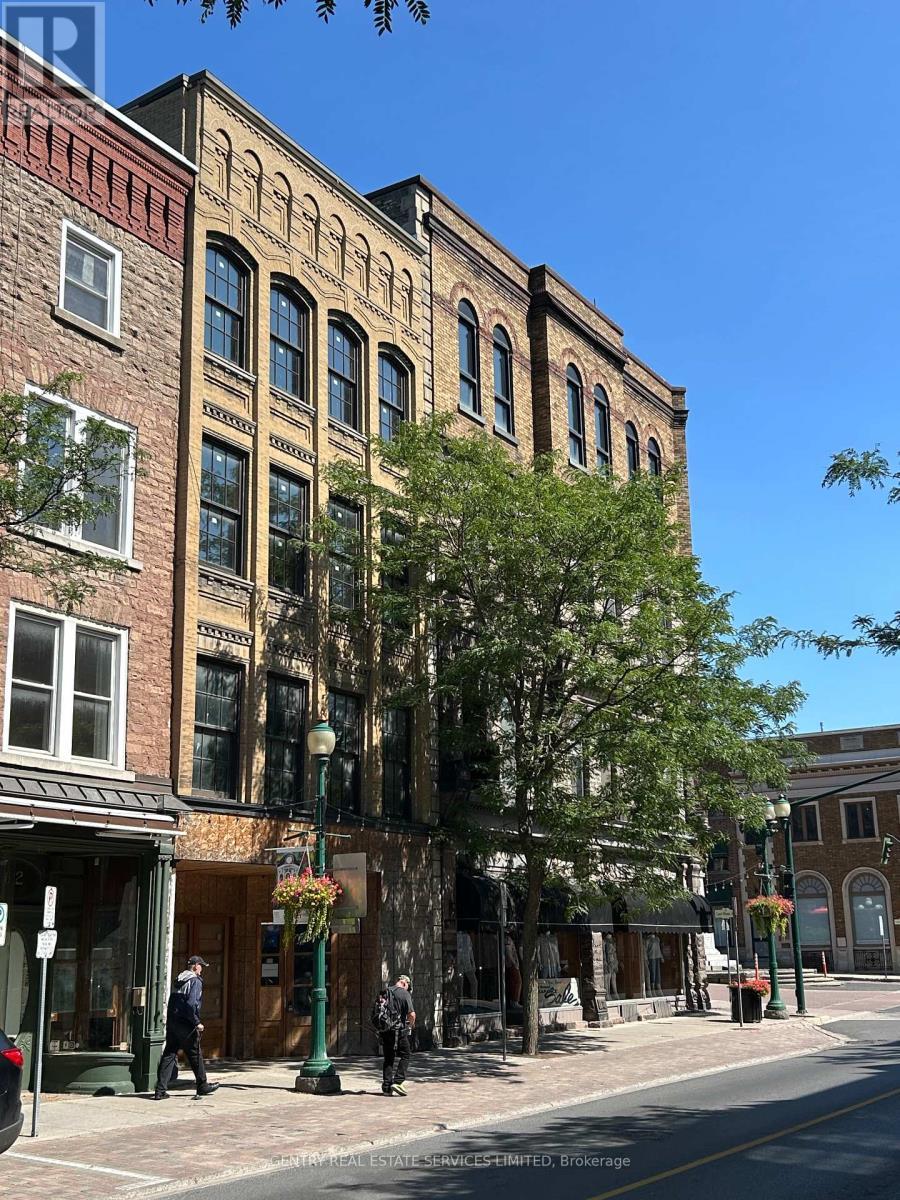 60 King Street, Brockville, ON