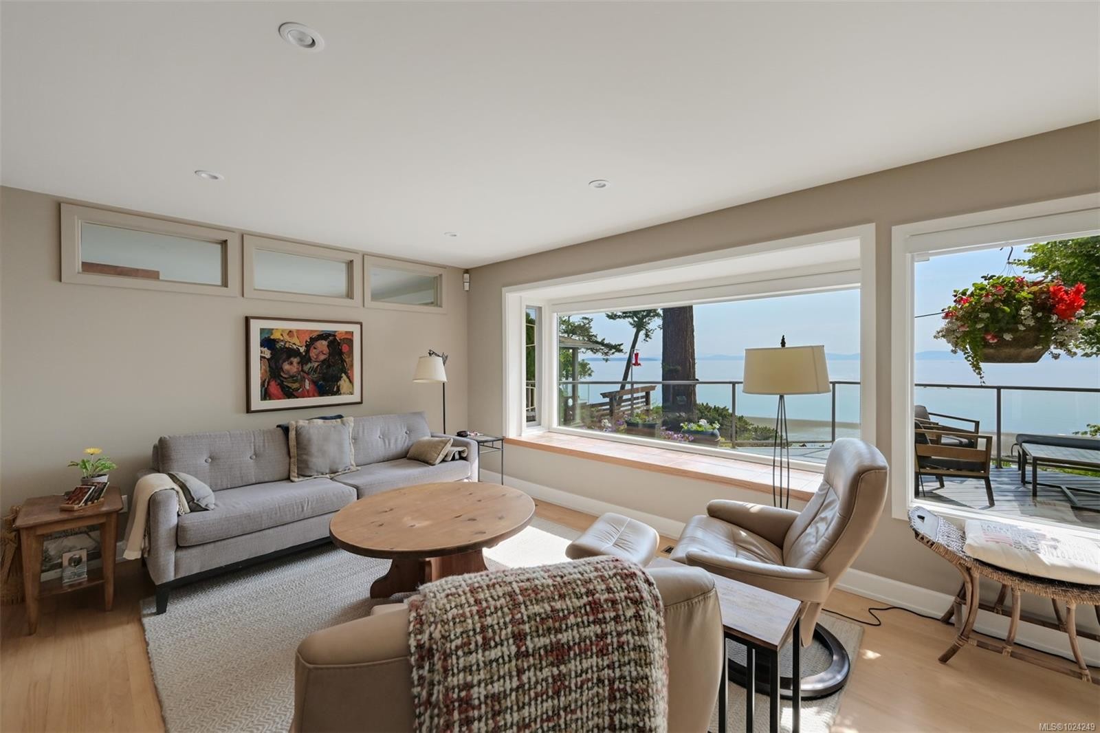 5299 Parker Ave, Saanich, BC