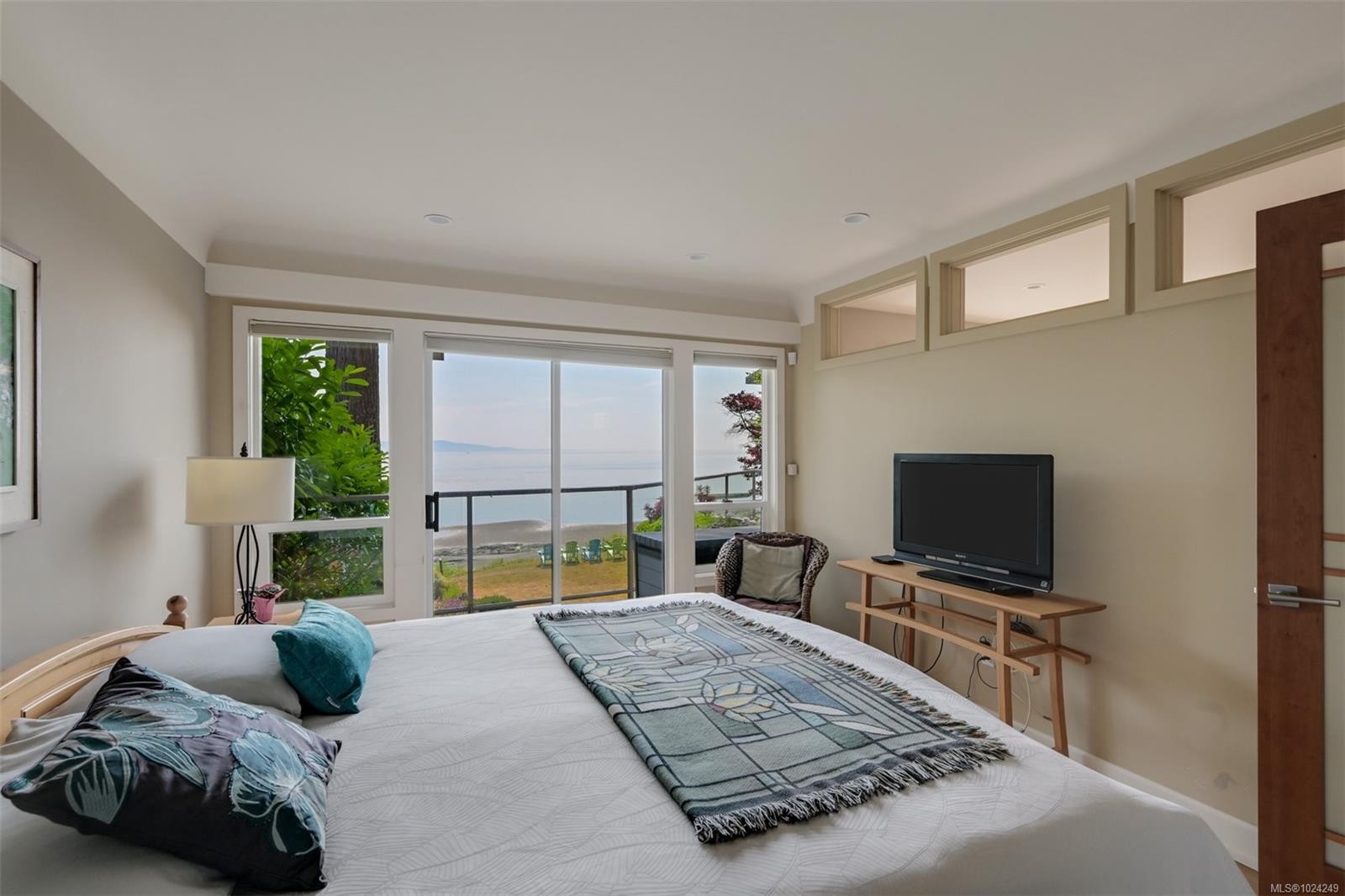 5299 Parker Ave, Saanich, BC