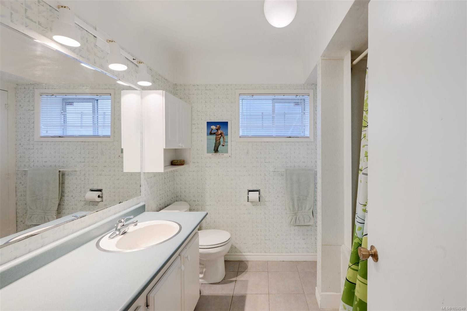 5299 Parker Ave, Saanich, BC