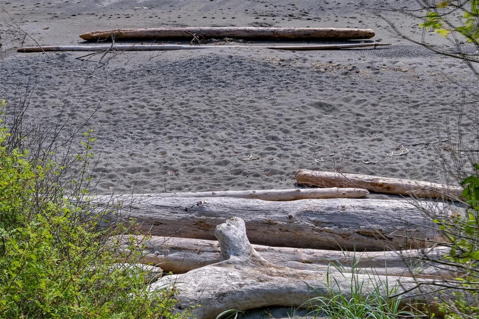 5299 Parker Ave, Saanich, BC