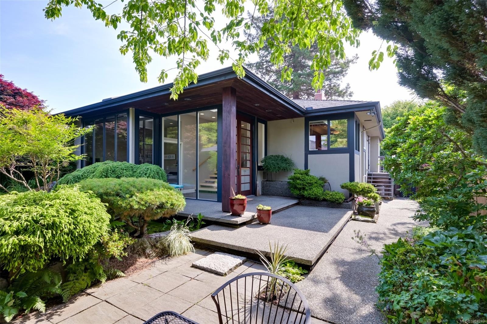 5299 Parker Ave, Saanich, BC