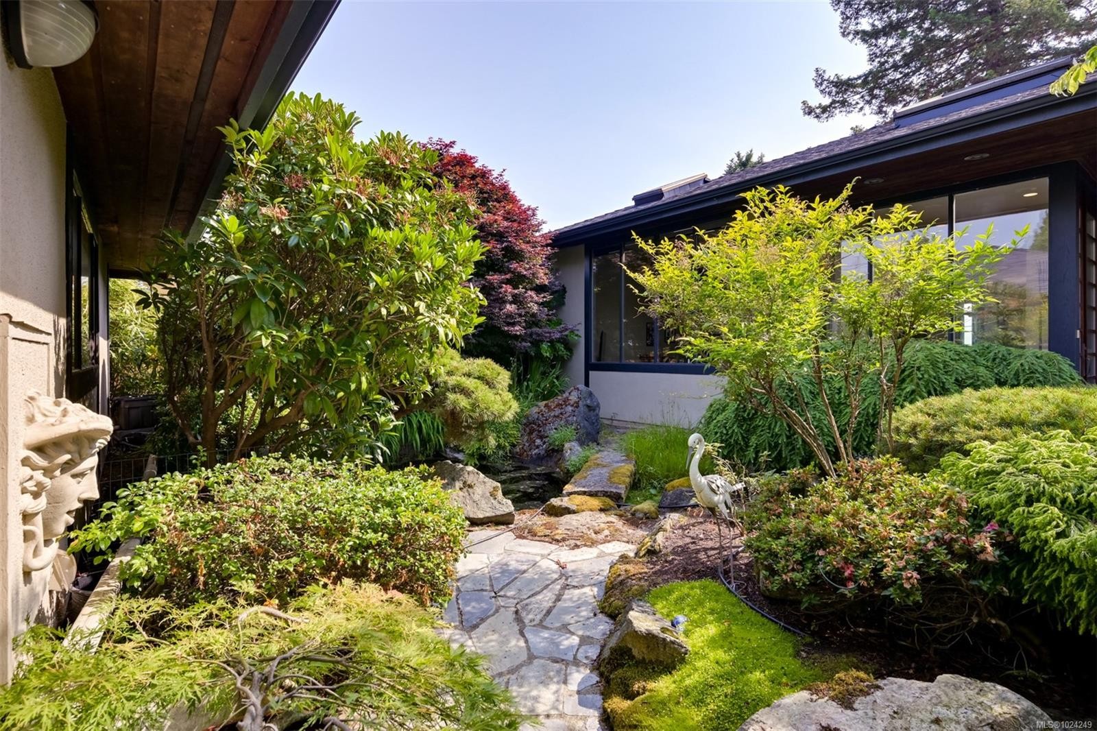 5299 Parker Ave, Saanich, BC