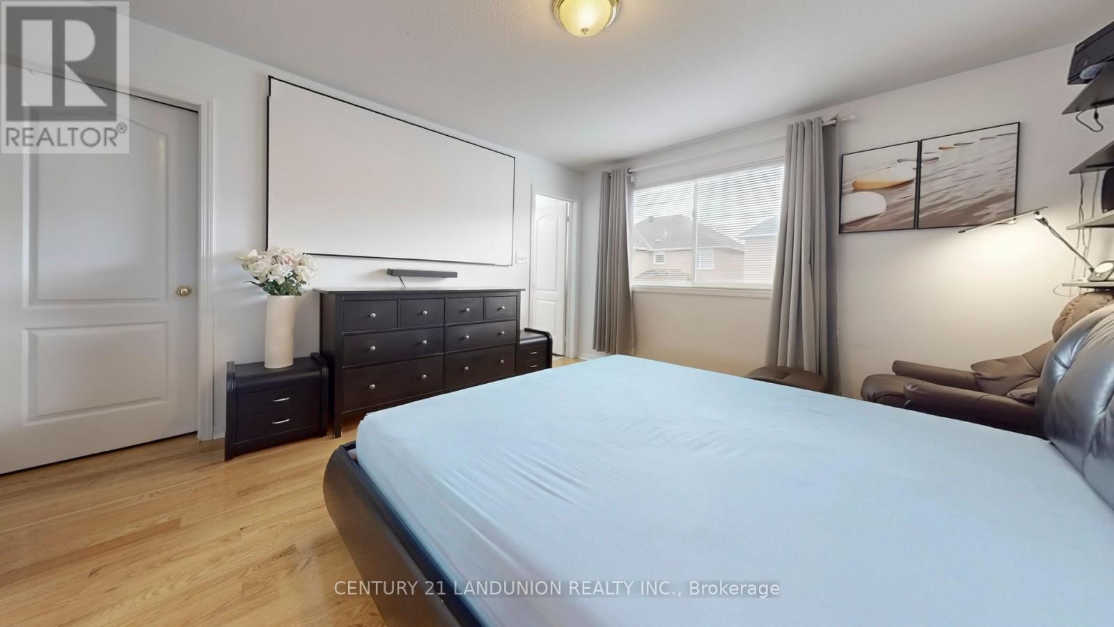 10 Majestic Drive, Markham, ON - Indoor Photo Showing Bedroom