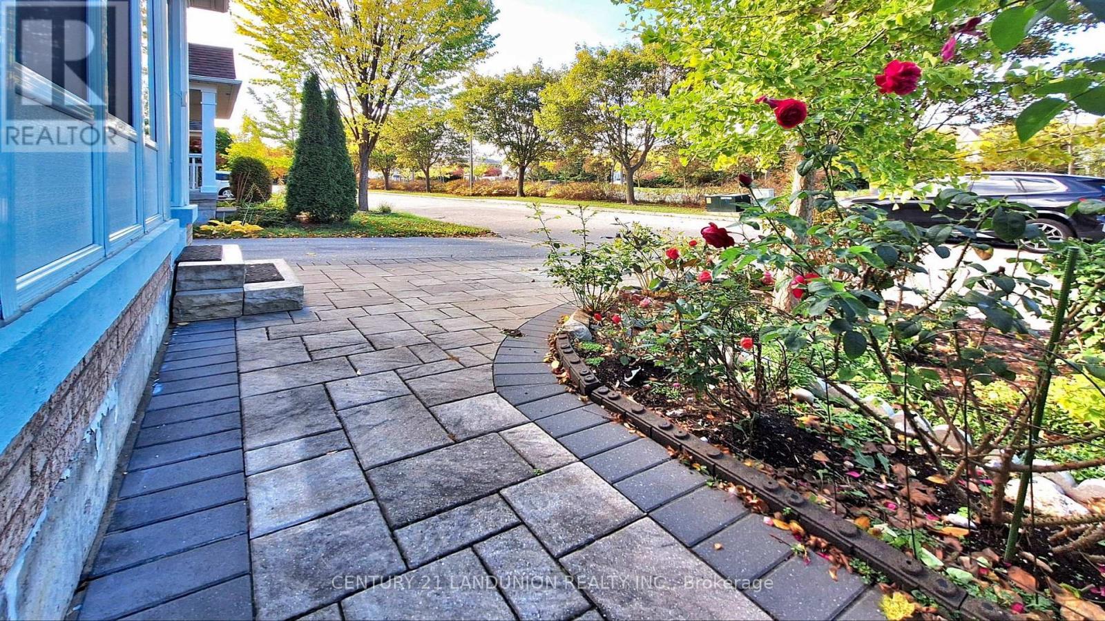 10 Majestic Drive, Markham, ON - Outdoor