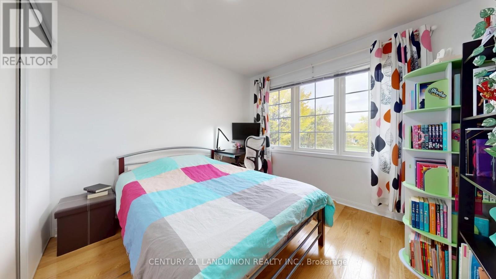 10 Majestic Drive, Markham, ON - Indoor Photo Showing Bedroom