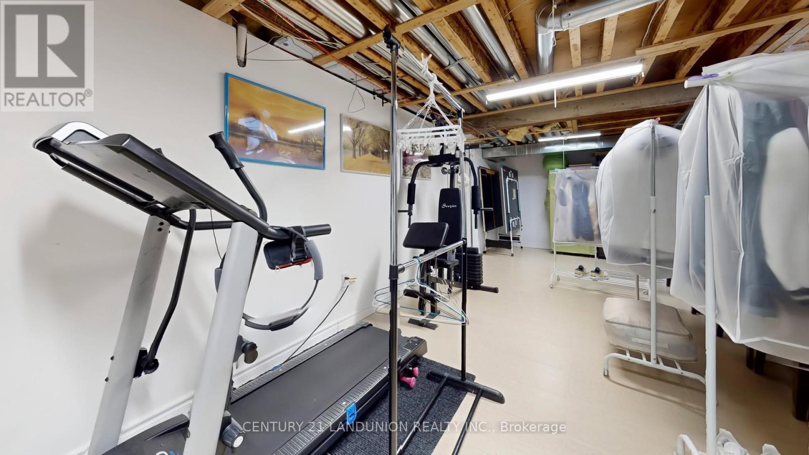 10 Majestic Drive, Markham, ON - Indoor Photo Showing Gym Room