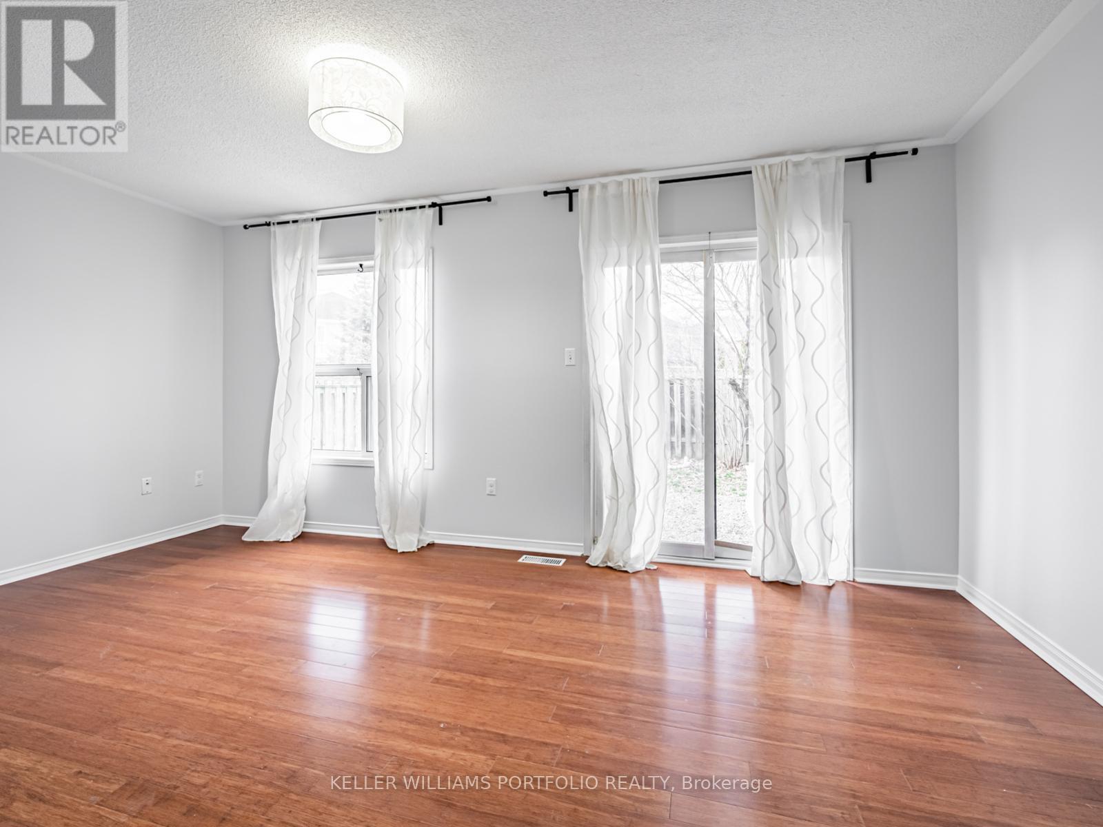 7160 Waldorf Way, Mississauga, ON - Indoor Photo Showing Other Room