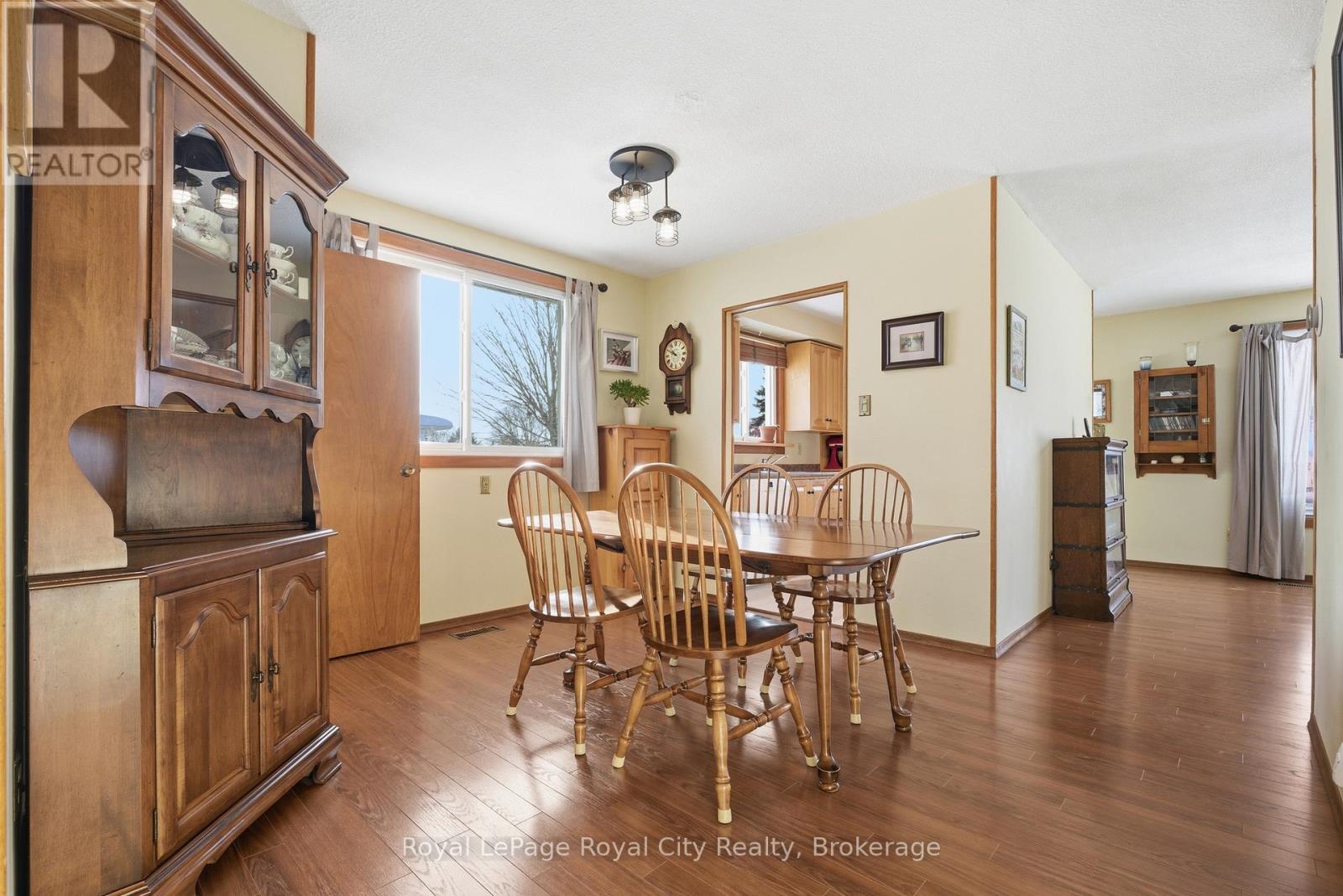 28 Mcilwraith Crescent, Guelph (Grange Road), ON - Indoor Photo Showing Dining Room