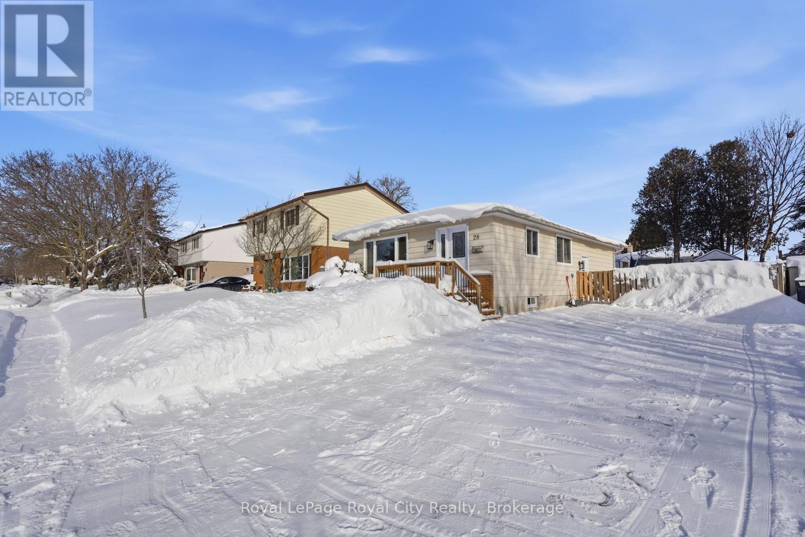 28 Mcilwraith Crescent, Guelph (Grange Road), ON - Outdoor