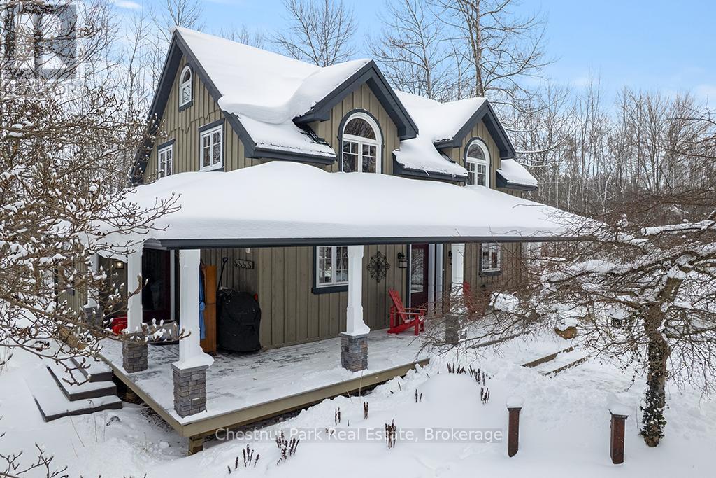 COVERED PORCH - 418573 Concession A, Meaford, ON - Outdoor