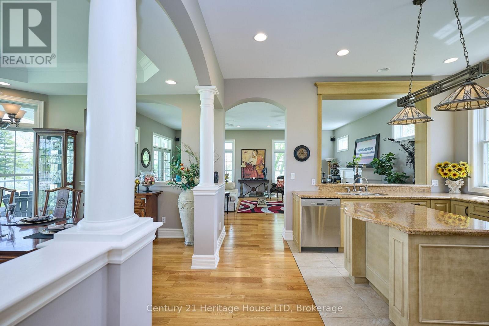 4069 Niagara River Parkway, Fort Erie (Black Creek), ON - Indoor Photo Showing Other Room