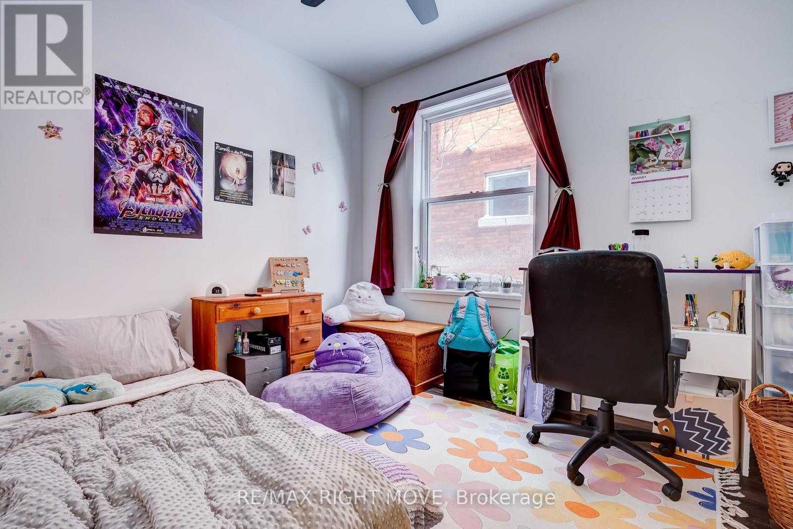 110 Mary Street, Orillia, ON - Indoor Photo Showing Bedroom