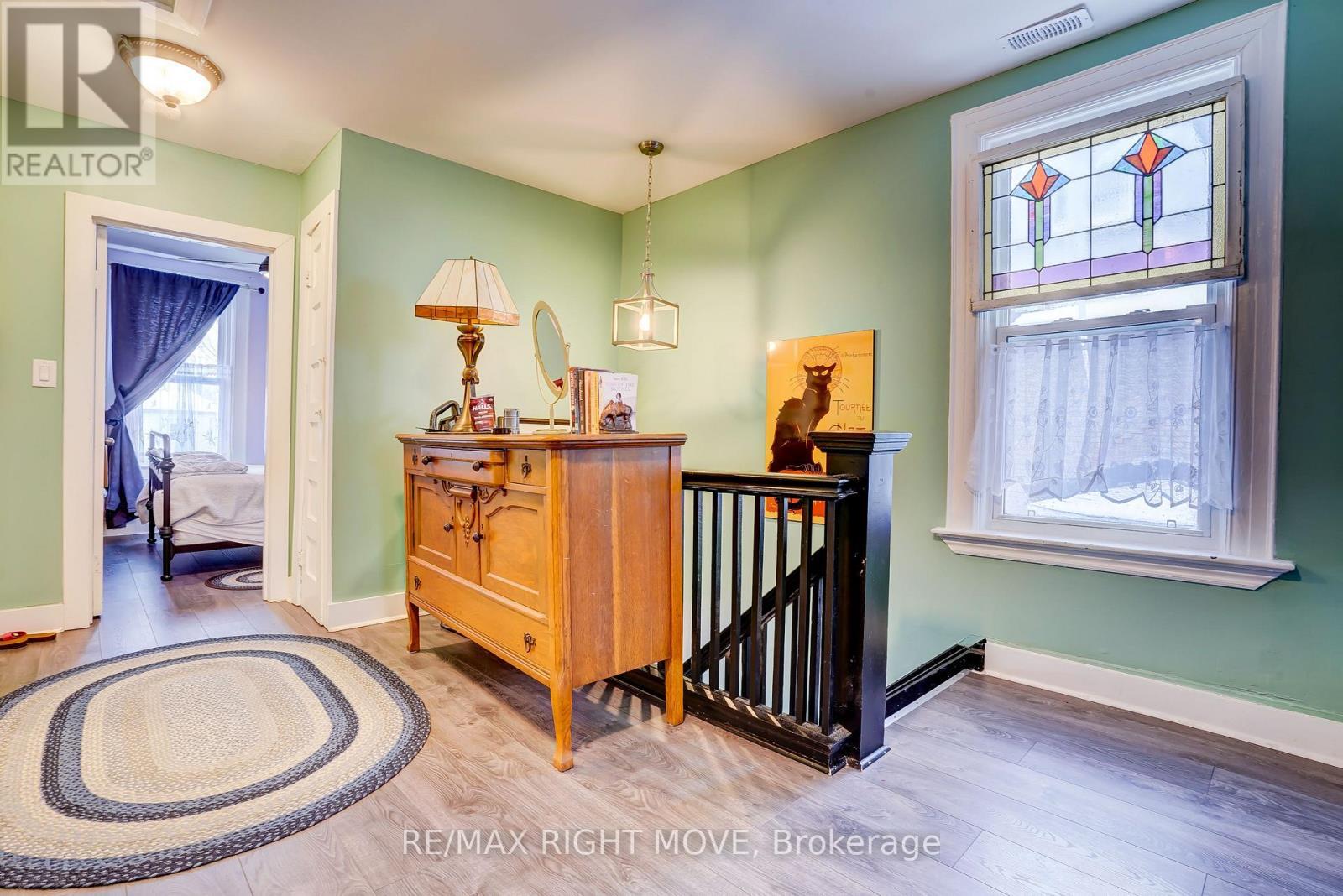 110 Mary Street, Orillia, ON - Indoor