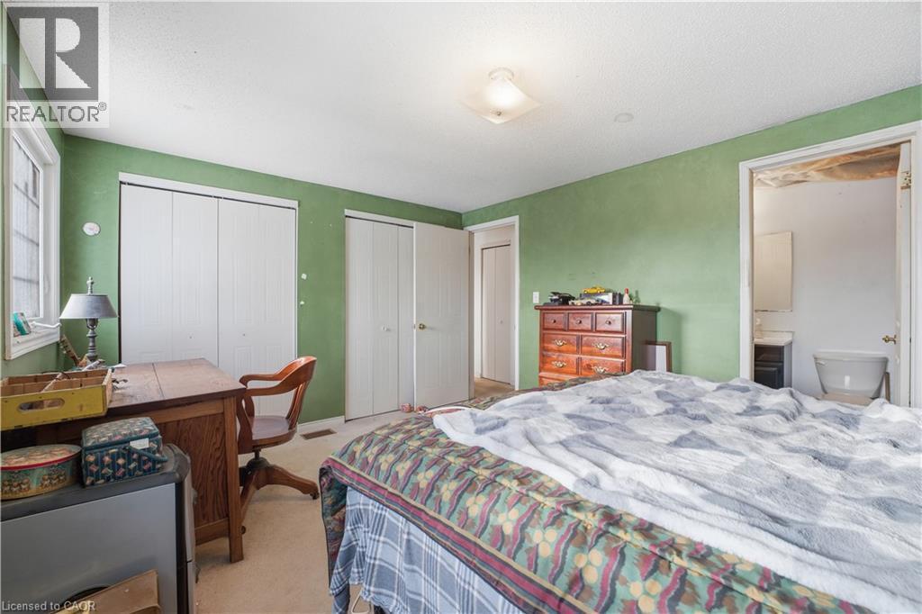 311 Northview Heights Place, Cambridge, ON - Indoor Photo Showing Bedroom