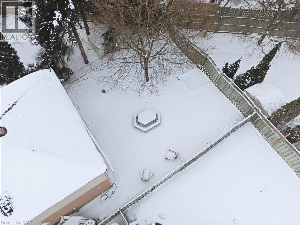 311 Northview Heights Place, Cambridge, ON - Outdoor