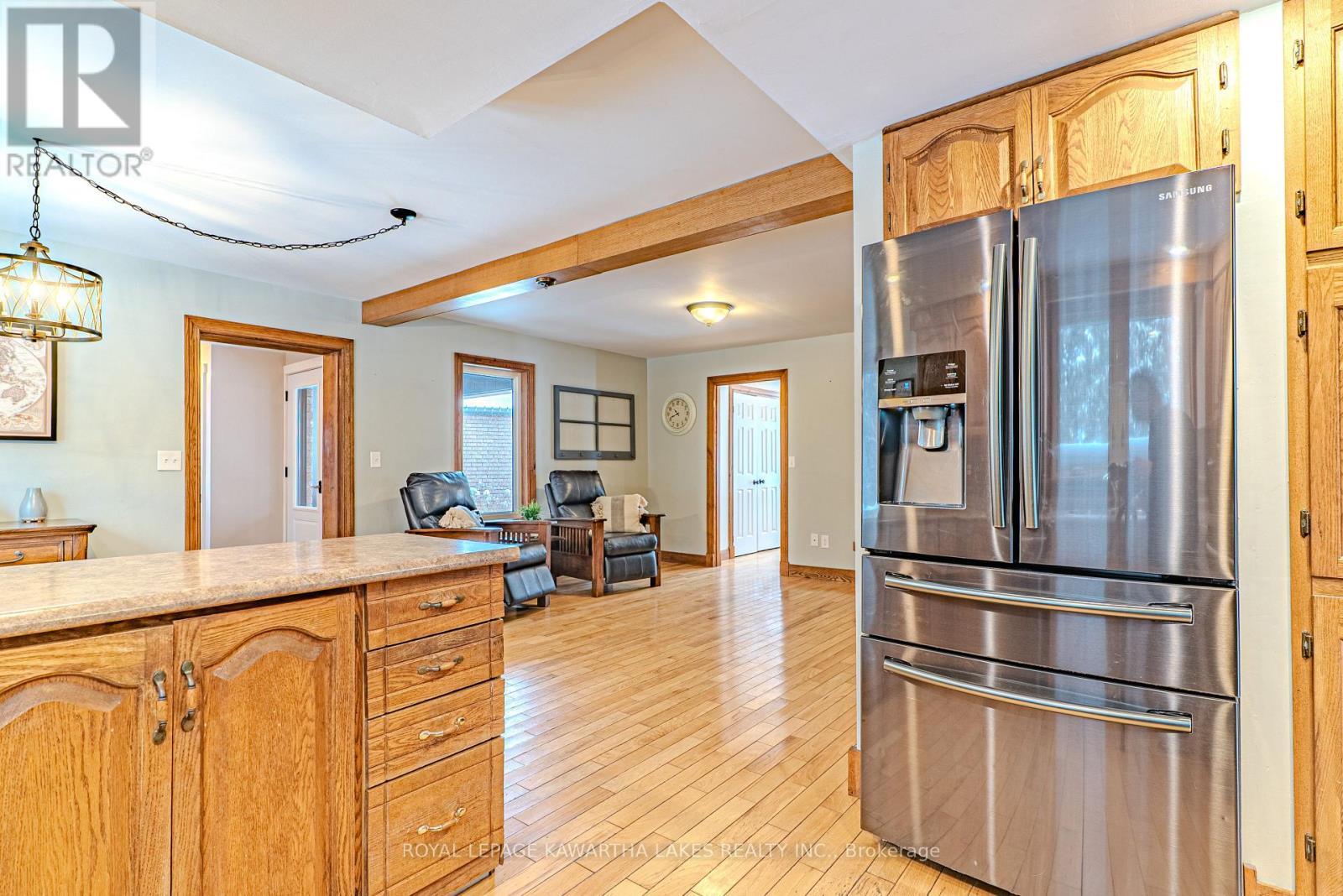 61 Kenrei Road, Kawartha Lakes (Lindsay), ON - Indoor Photo Showing Kitchen