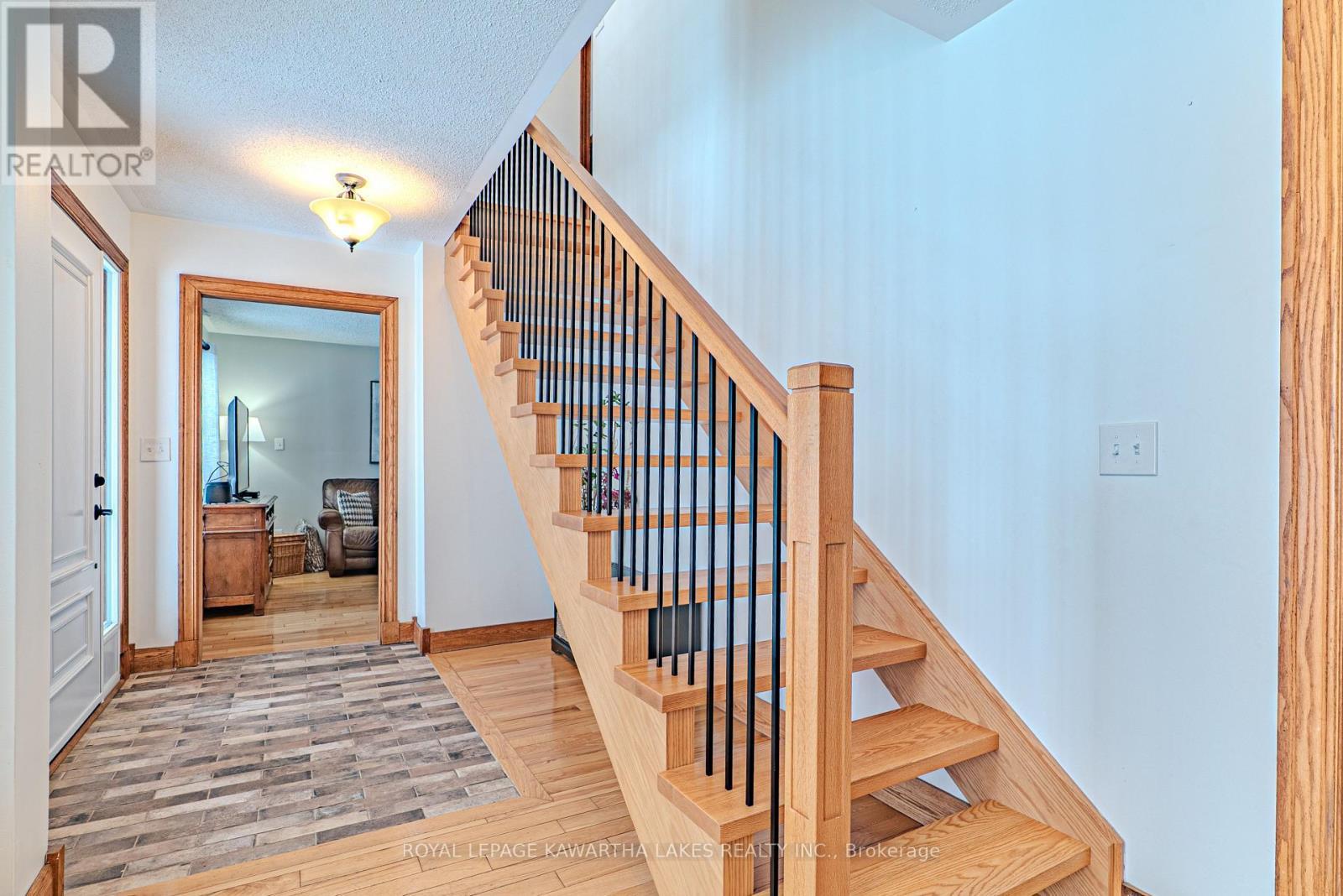 61 Kenrei Road, Kawartha Lakes (Lindsay), ON - Indoor Photo Showing Other Room