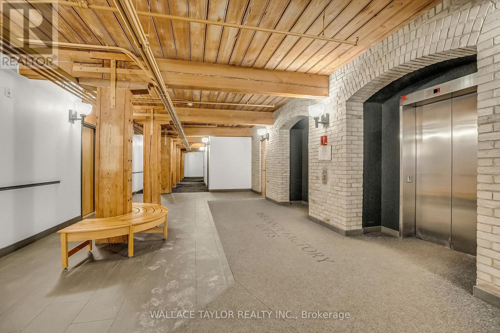 208 - 993 Queen Street W, Toronto, ON -