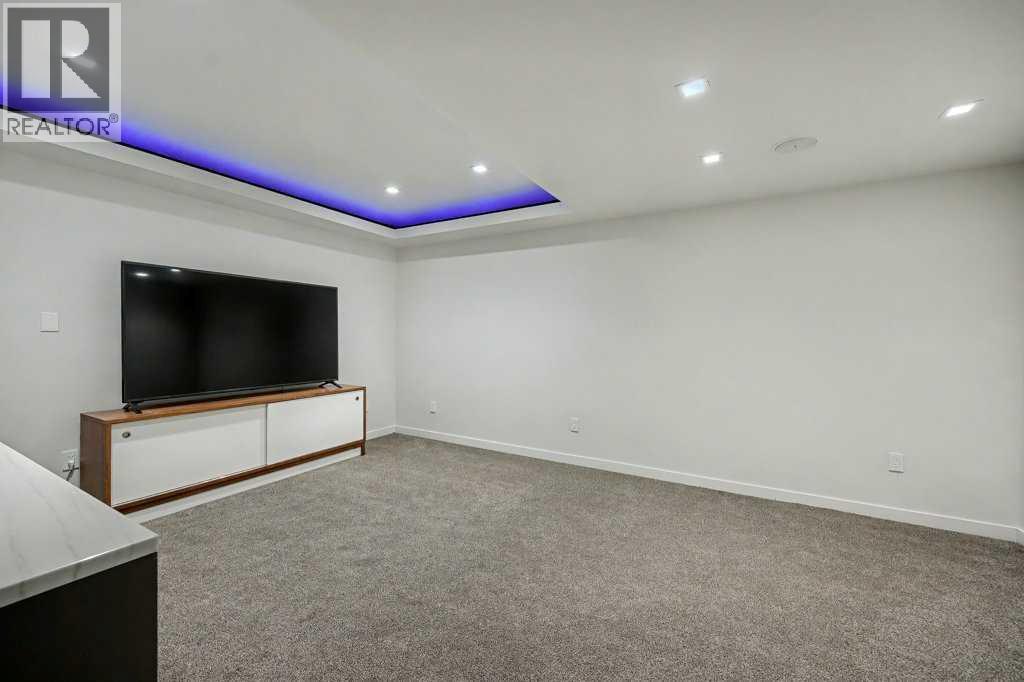 551 Wolf Creek Way Se, Calgary, AB - Indoor Photo Showing Other Room