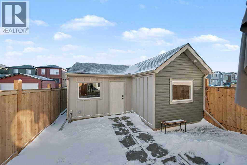 551 Wolf Creek Way Se, Calgary, AB - Outdoor