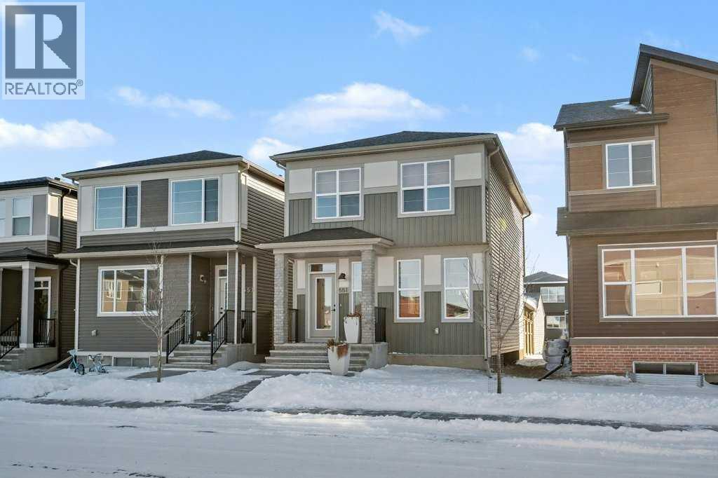 551 Wolf Creek Way Se, Calgary, AB - Outdoor With Facade