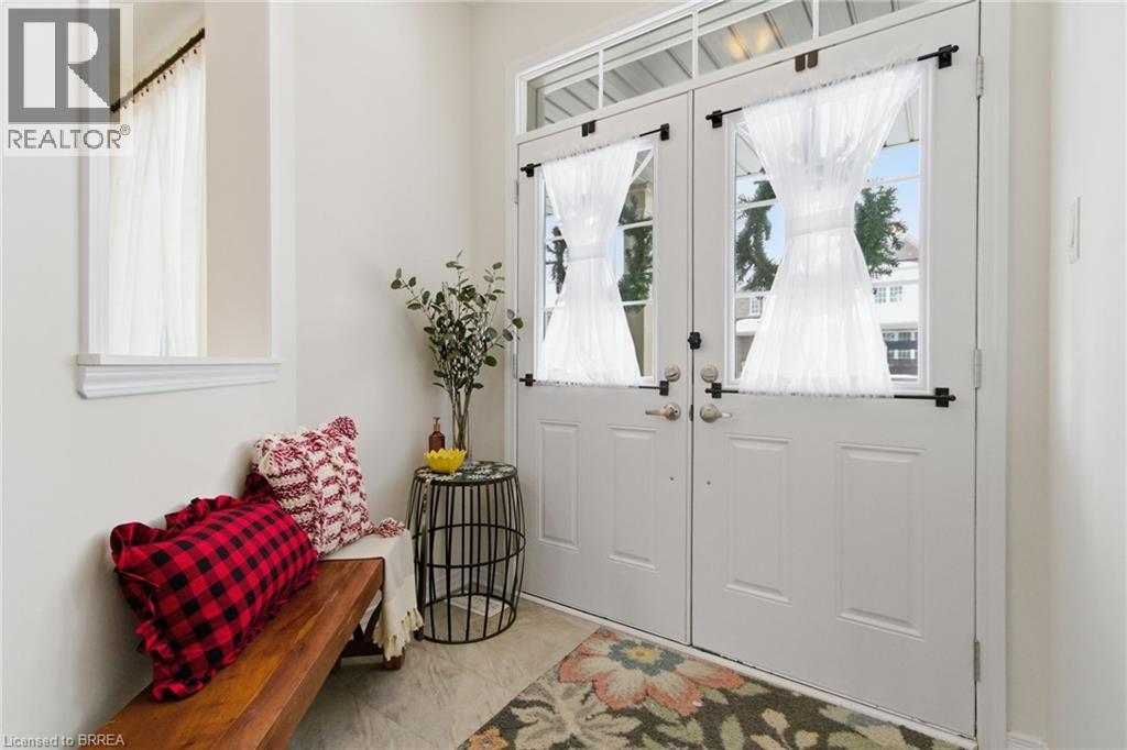 298 Dolman Street, Breslau, ON - Indoor Photo Showing Other Room