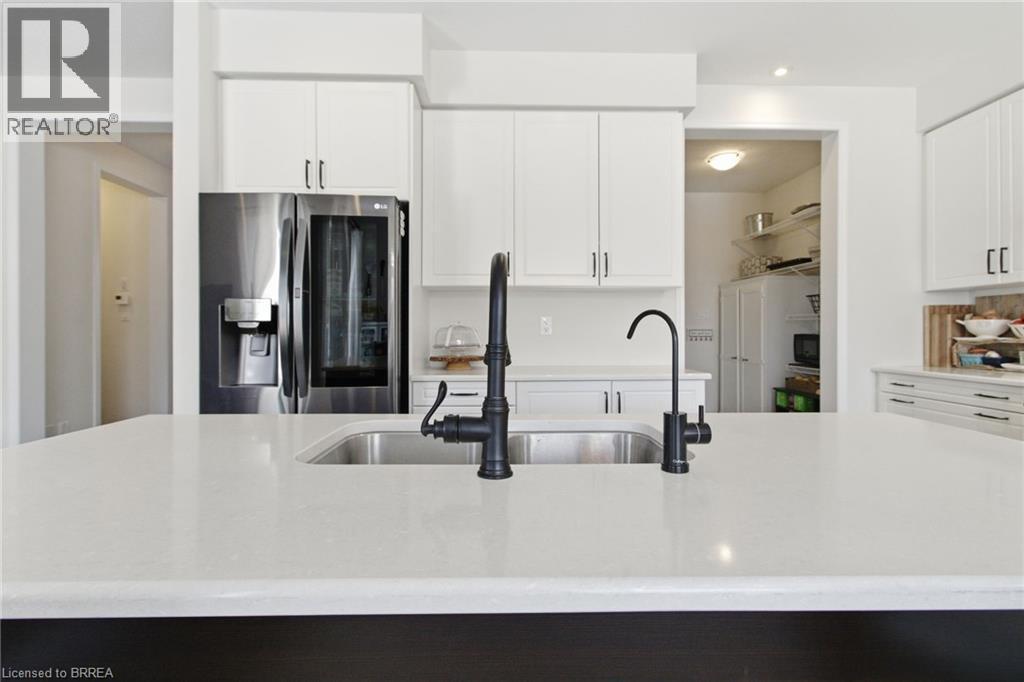298 Dolman Street, Breslau, ON - Indoor Photo Showing Kitchen With Double Sink With Upgraded Kitchen
