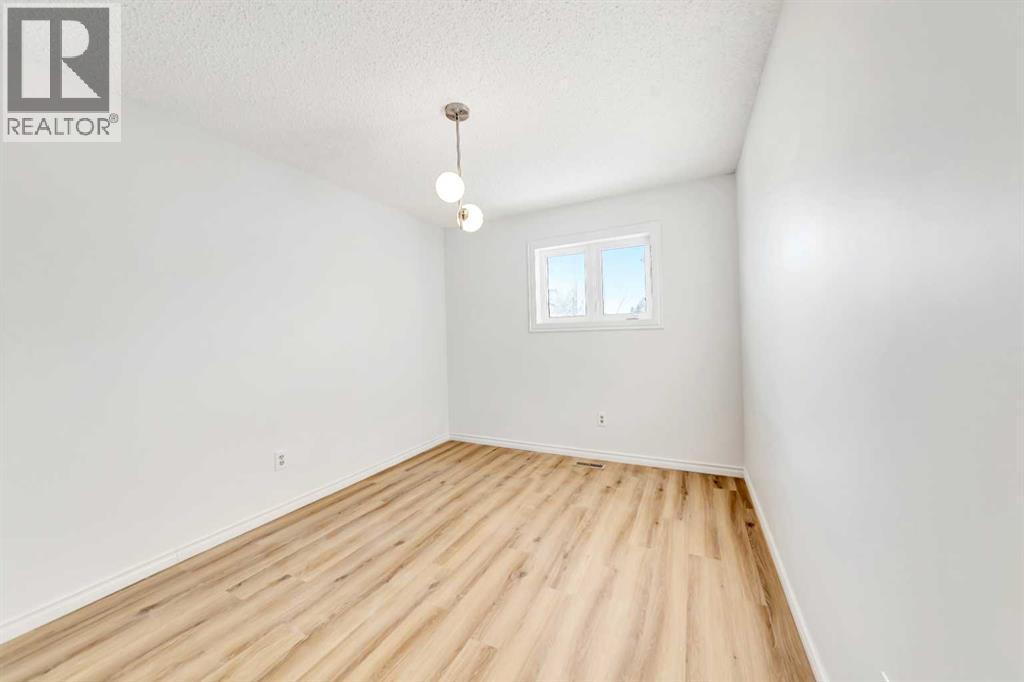 5703 31 Street, Lloydminster, AB - Indoor Photo Showing Other Room
