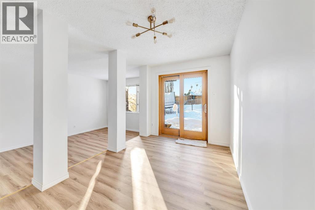 5703 31 Street, Lloydminster, AB - Indoor Photo Showing Other Room