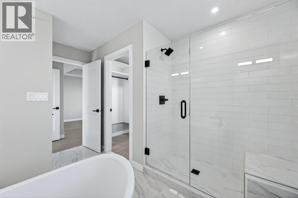 150 Prince Crescent, Rural Rocky View County, AB - Indoor Photo Showing Bathroom