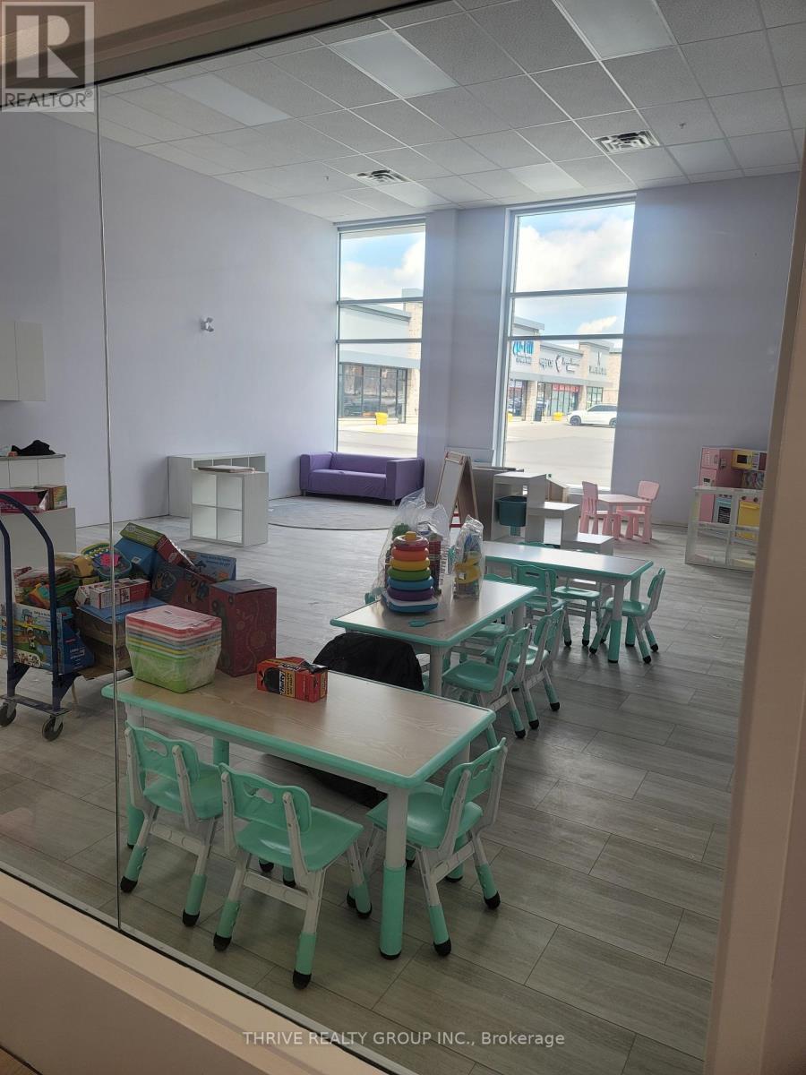 1070 Rest Acres Road, Brant (Paris), ON