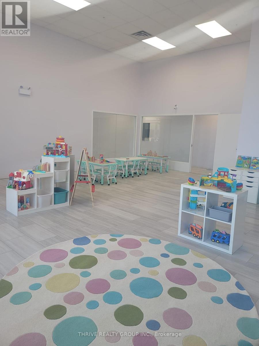 1070 Rest Acres Road, Brant (Paris), ON