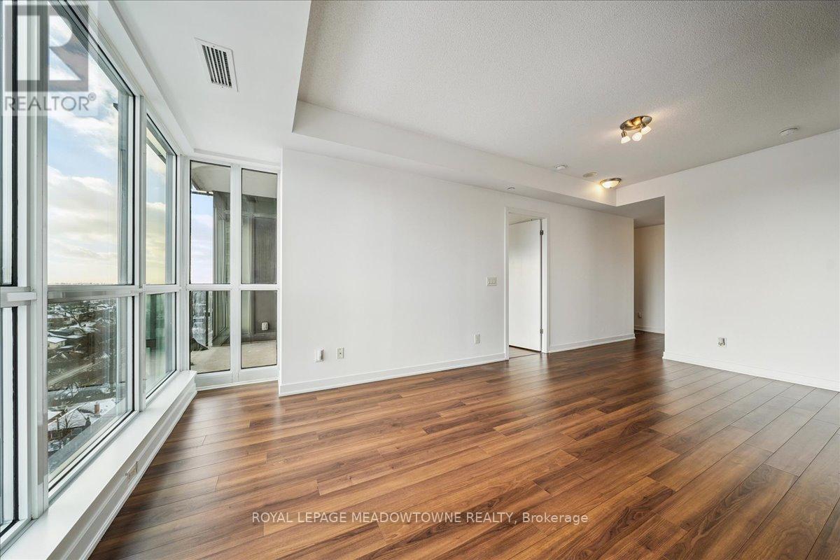 1202 - 60 Berwick Avenue, Toronto, ON - Indoor Photo Showing Other Room