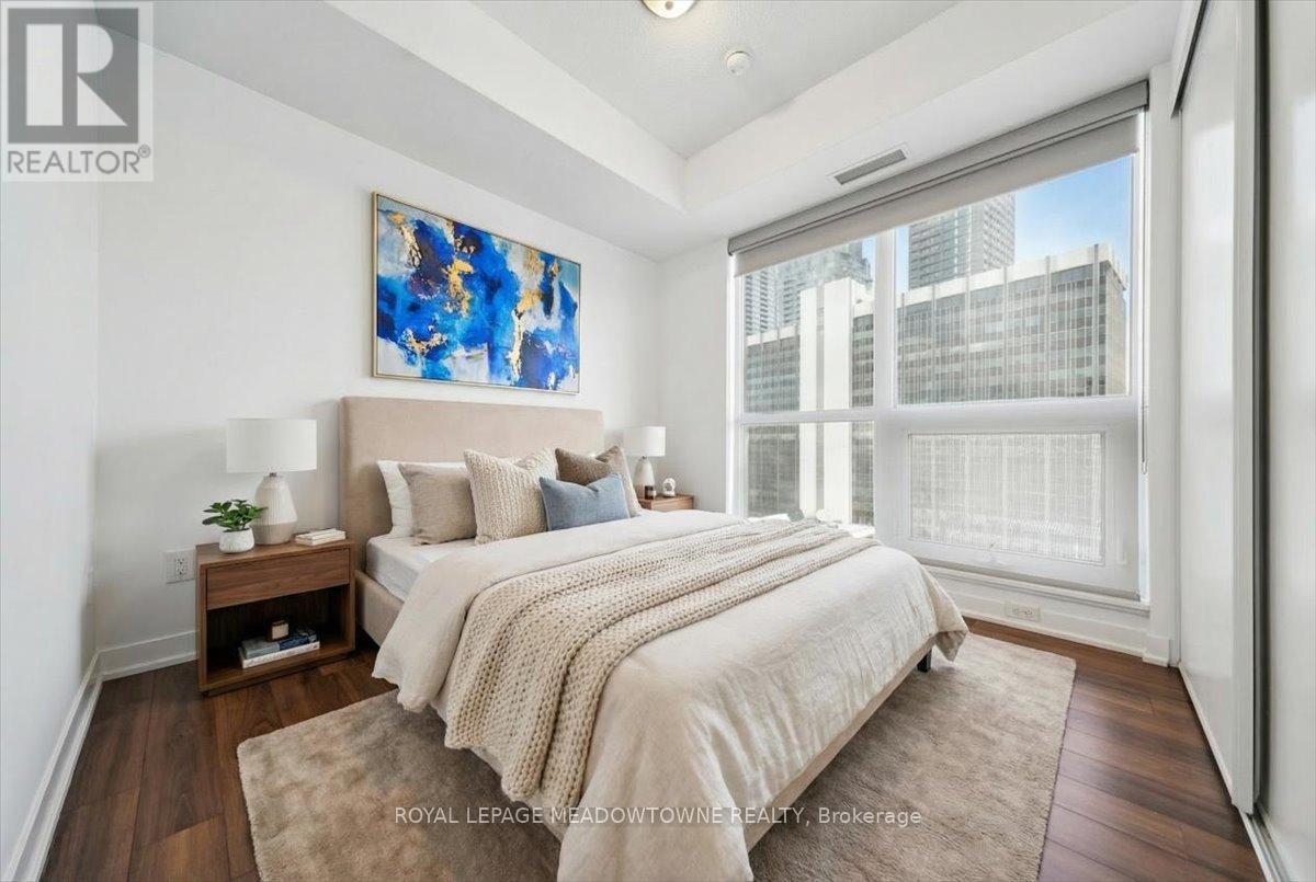 1202 - 60 Berwick Avenue, Toronto, ON - Indoor Photo Showing Bedroom