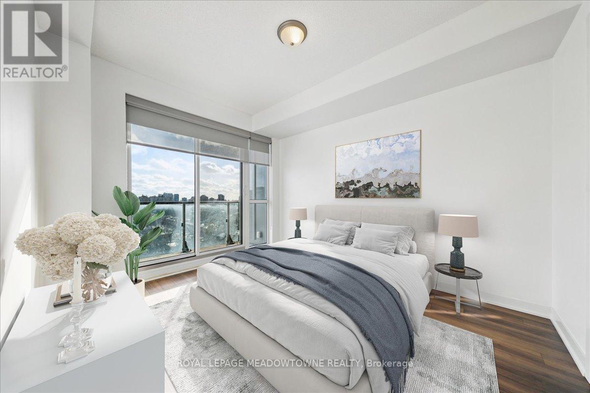 1202 - 60 Berwick Avenue, Toronto, ON - Indoor Photo Showing Bedroom