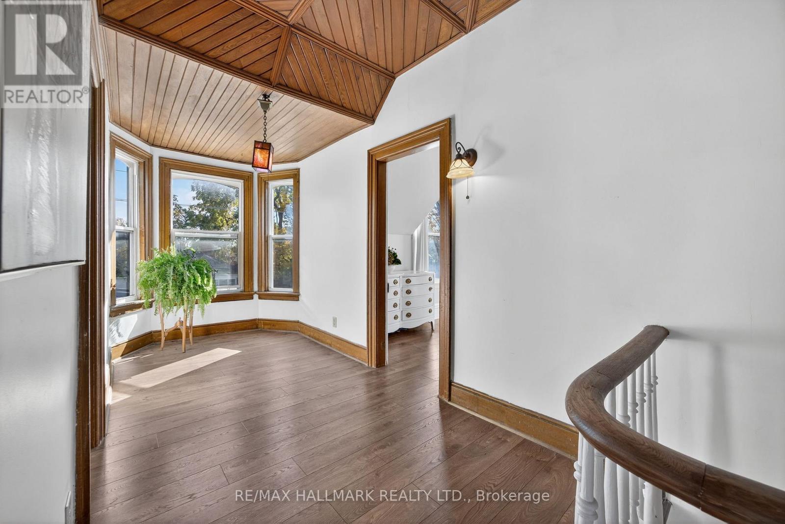 84 Wellington Street E, Barrie, ON - Indoor Photo Showing Other Room