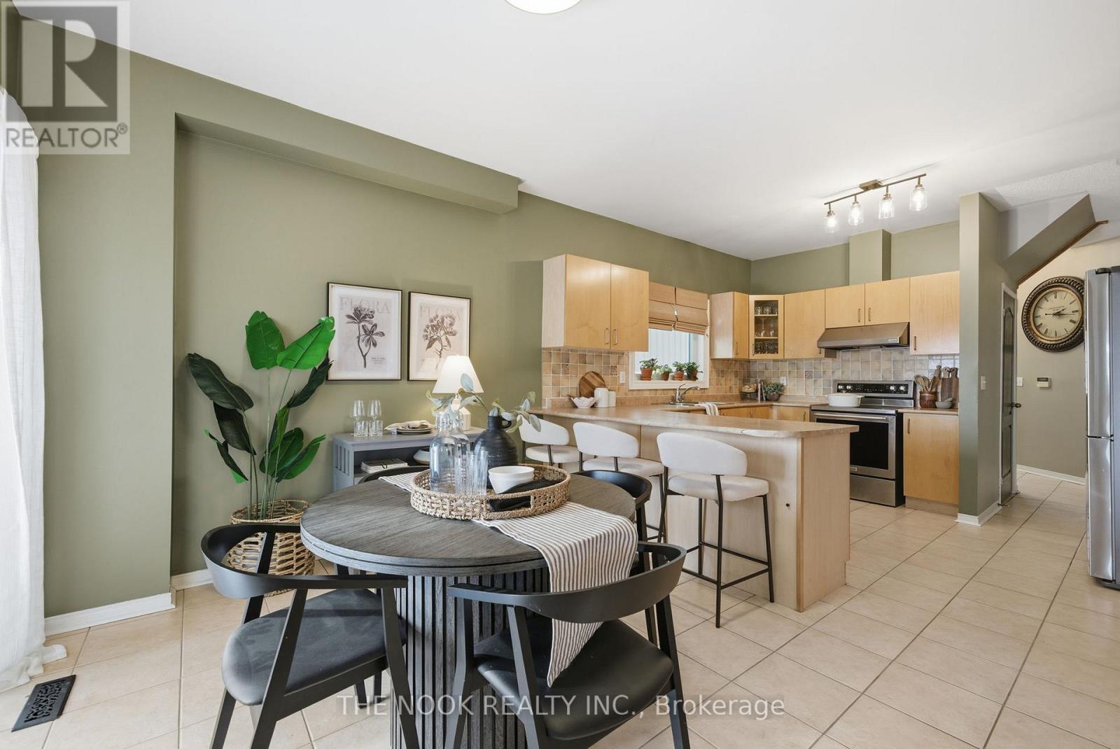 53 Kinross Avenue, Whitby (Brooklin), ON - Indoor