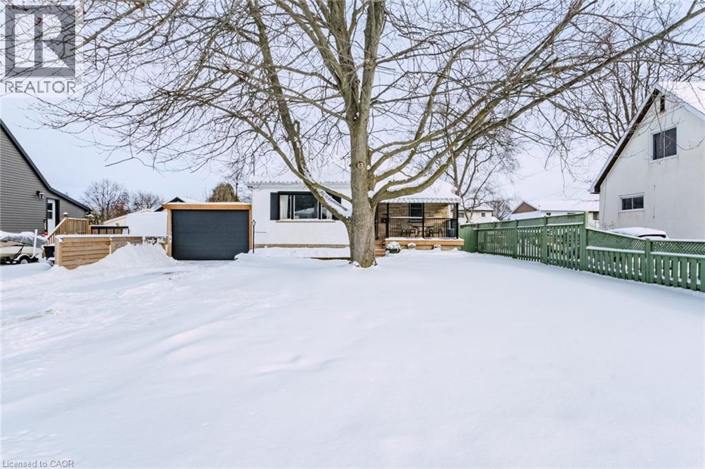 79 Wood Street, Brantford, ON - Outdoor