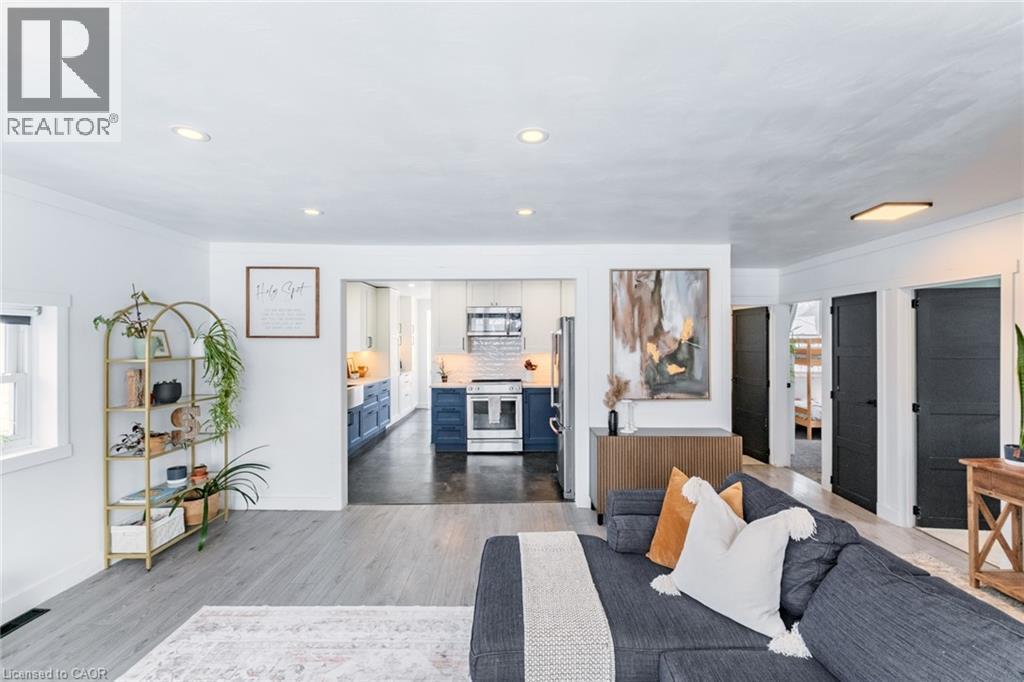 79 Wood Street, Brantford, ON - Indoor