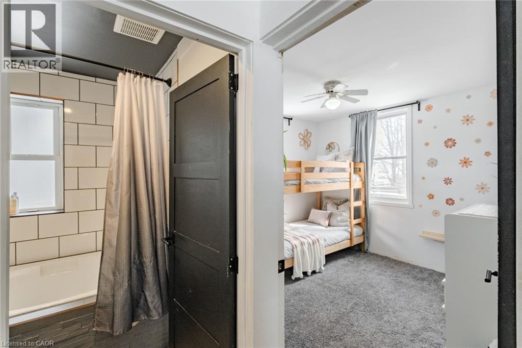 79 Wood Street, Brantford, ON - Indoor