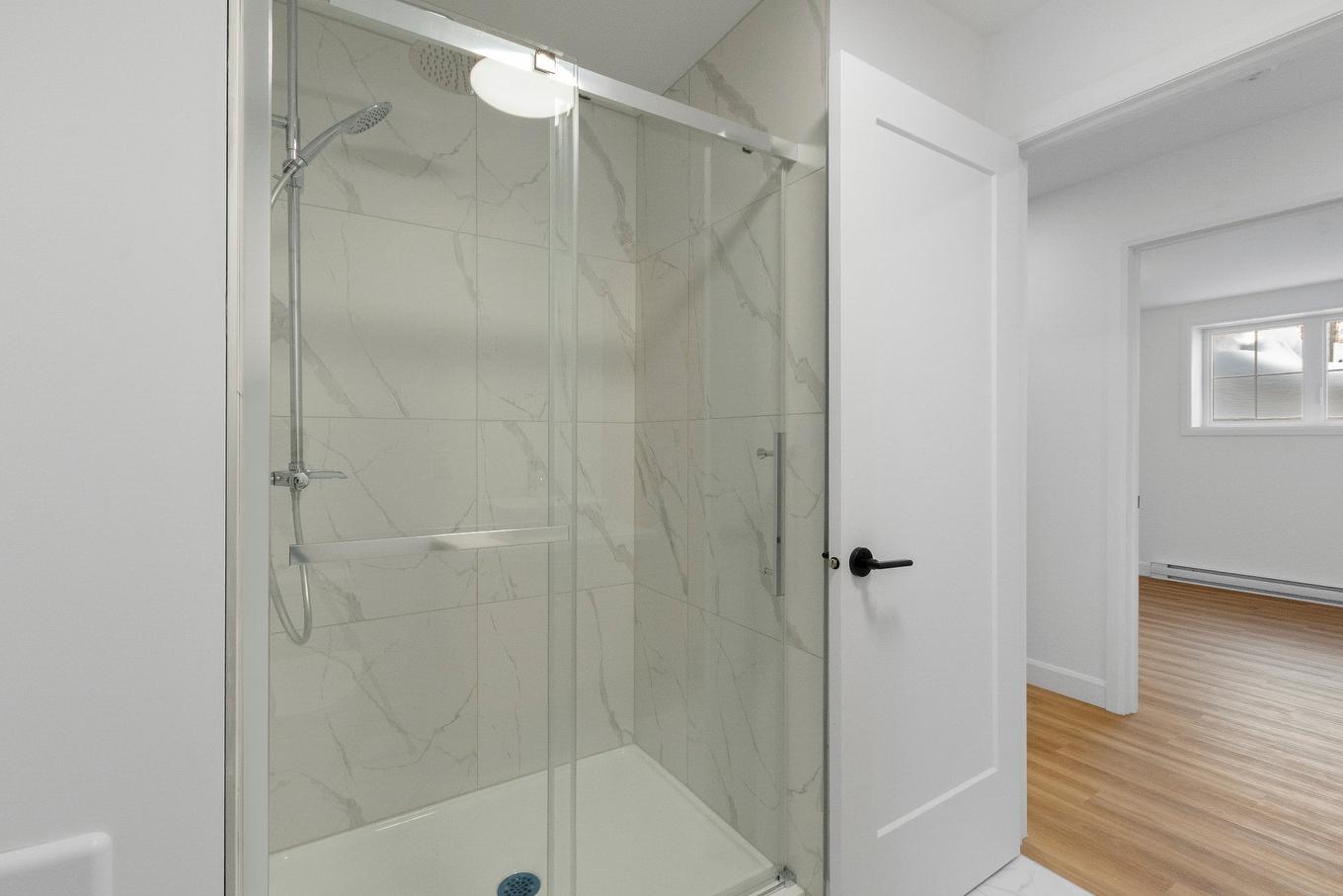 Salle de bains - 125 Rue Paulsen, Sainte-Agathe-Des-Monts, QC - Indoor Photo Showing Bathroom