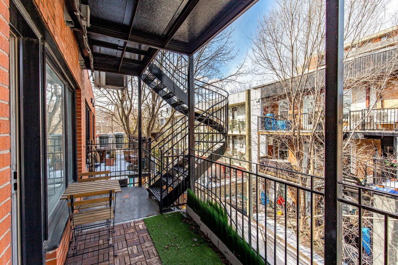 Balcony - 301-2487 Rue Champagne, Montréal (Ville-Marie), QC - Outdoor With Exterior