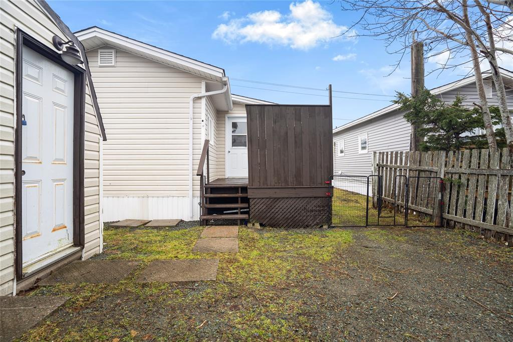 74 Meadowbrook Drive, St. John'S, NL