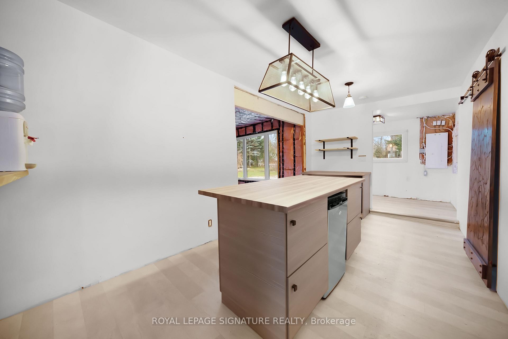 20 Sandell Street, Collingwood, ON - Indoor