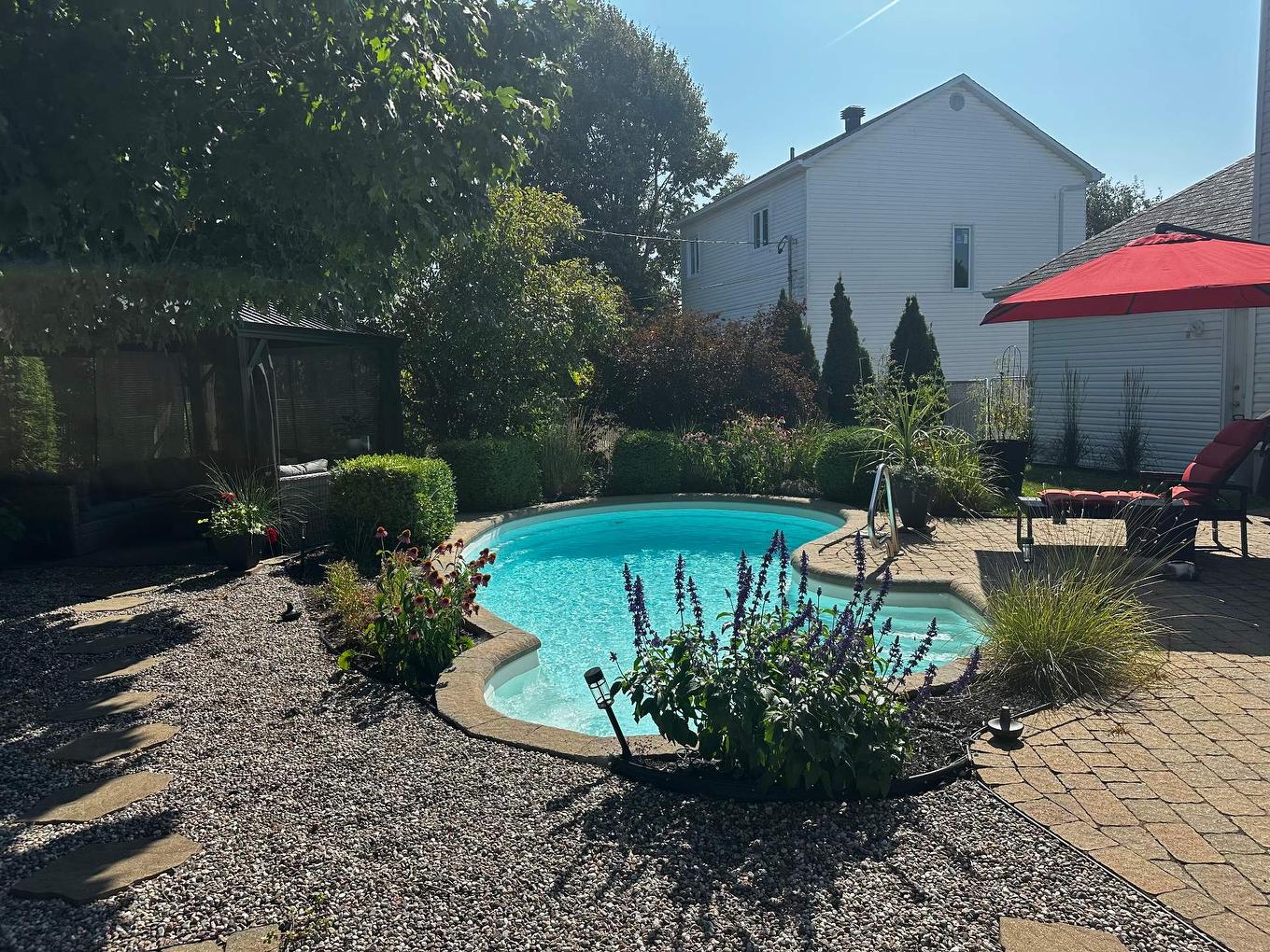 Cour - 13715 Rue Du Noroît, Mirabel, QC - Outdoor With In Ground Pool