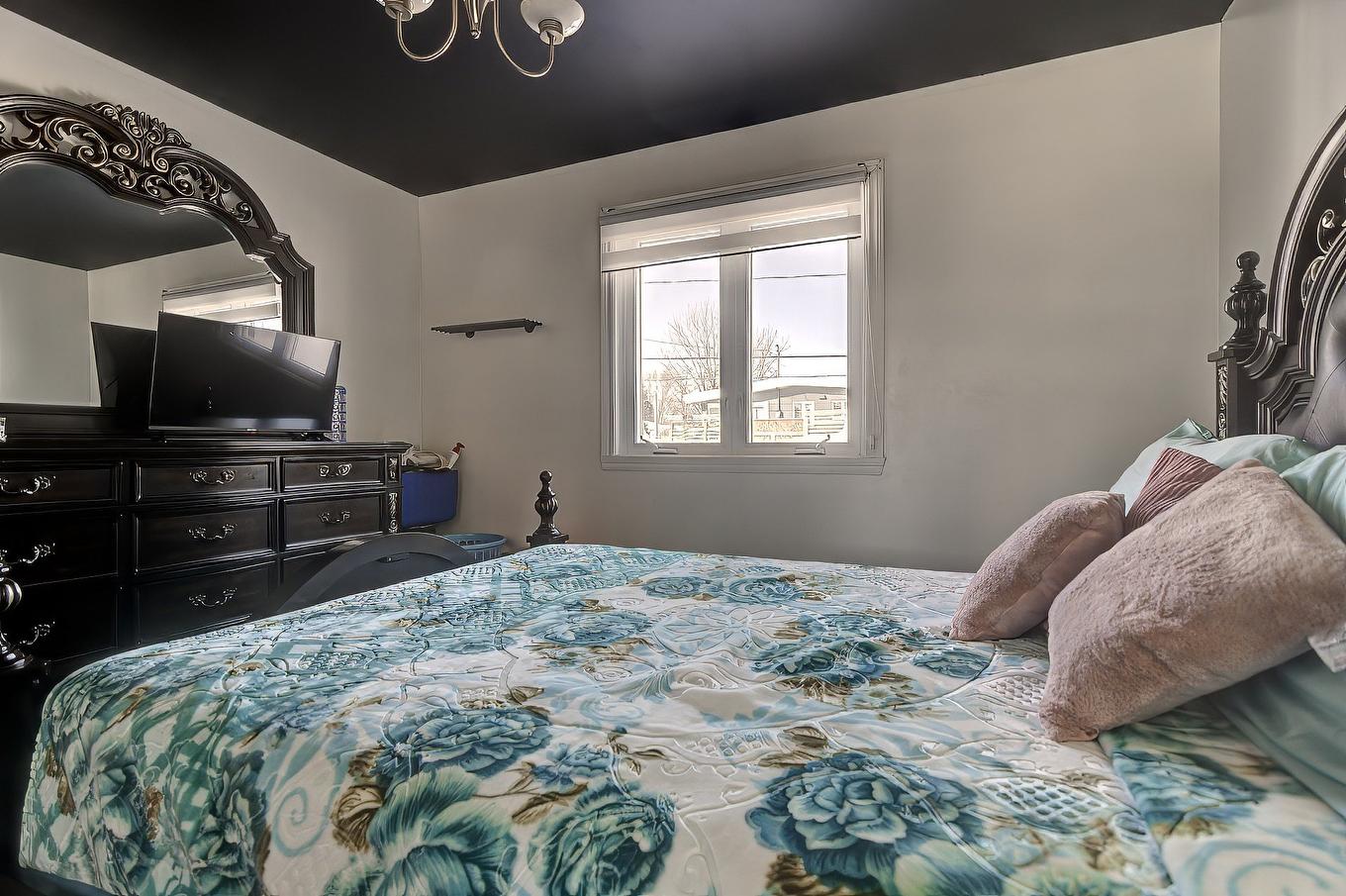 Chambre à coucher - 789 Rue St-Vallier, Repentigny (Repentigny), QC - Indoor Photo Showing Bedroom