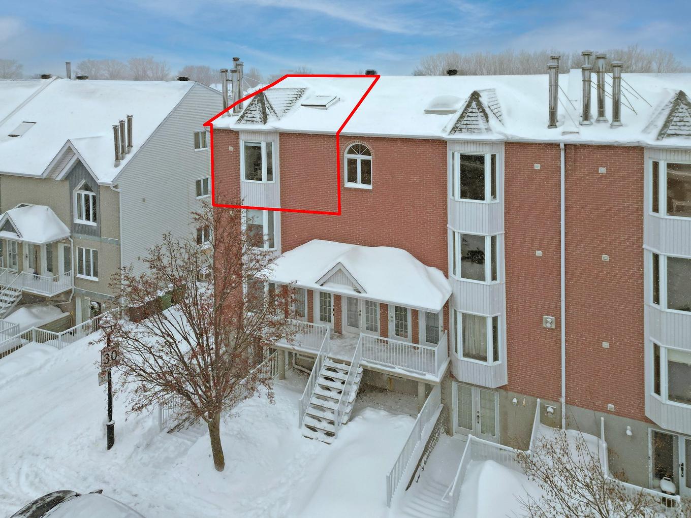 Frontage - 15877 Rue Victoria, Montréal (Rivière-Des-Prairies/Pointe-Aux-Trembles), QC - Outdoor